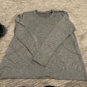 Lululemon Women’s Swiftly Relaxed Long-Sleeve Shirt - Hip Length